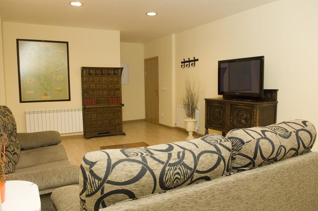 Hostal Europa Castejón Екстериор снимка