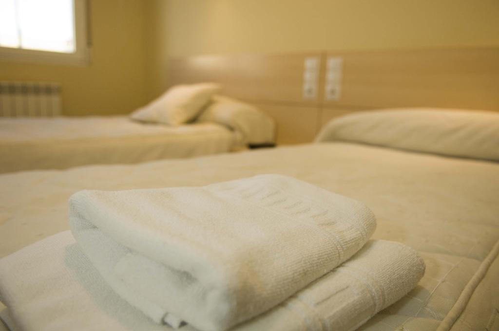 Hostal Europa Castejón Екстериор снимка