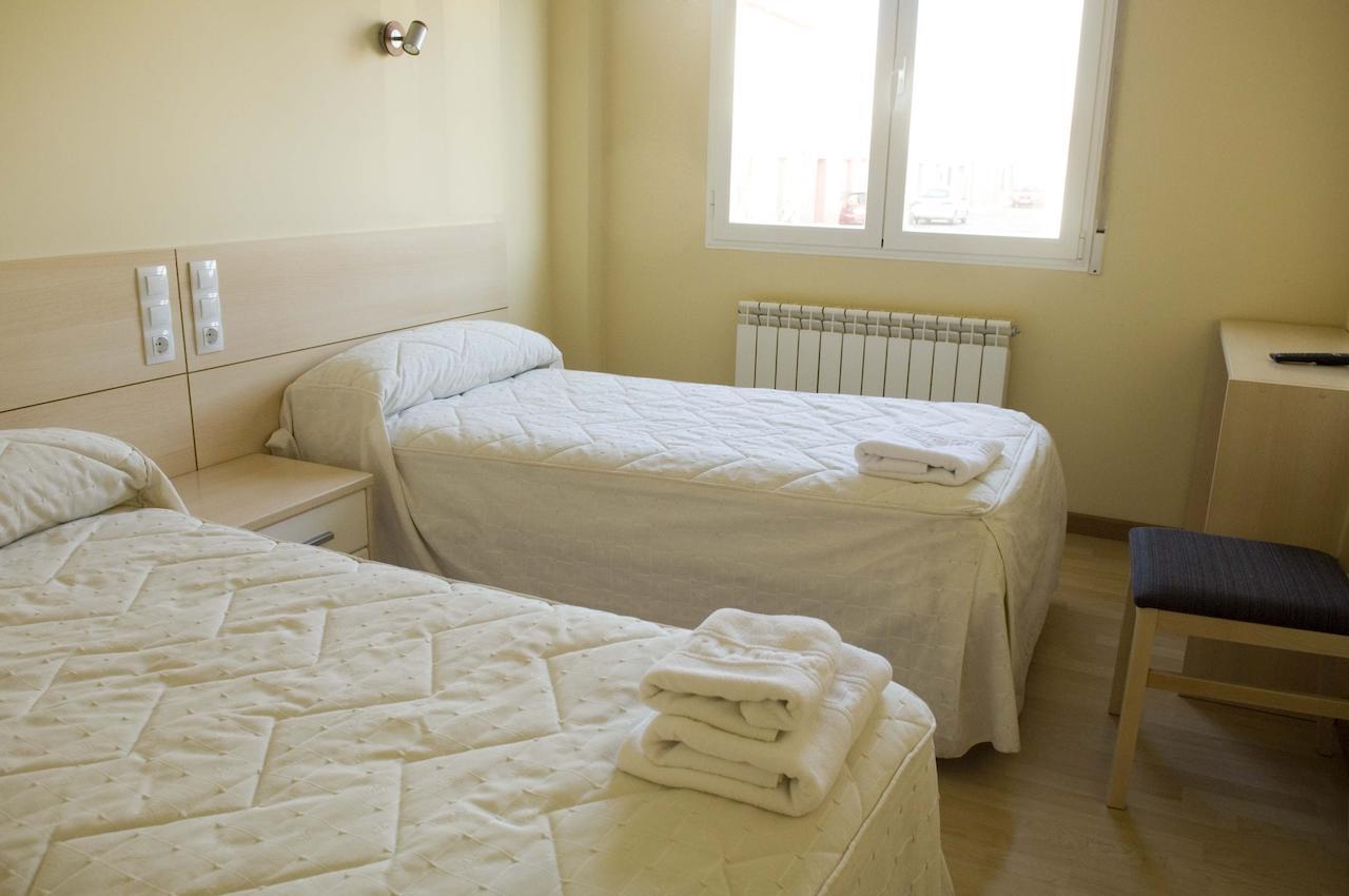 Hostal Europa Castejón Екстериор снимка